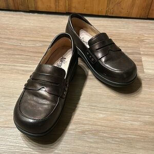 Alegria Taylor Brush Off Brown in Preloved Condition Sz 35 European or 5 USA!!